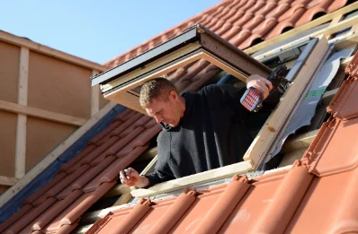 Pose de fenêtres de toit Velux à Quincieux